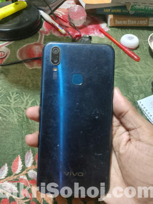 Vivo y11